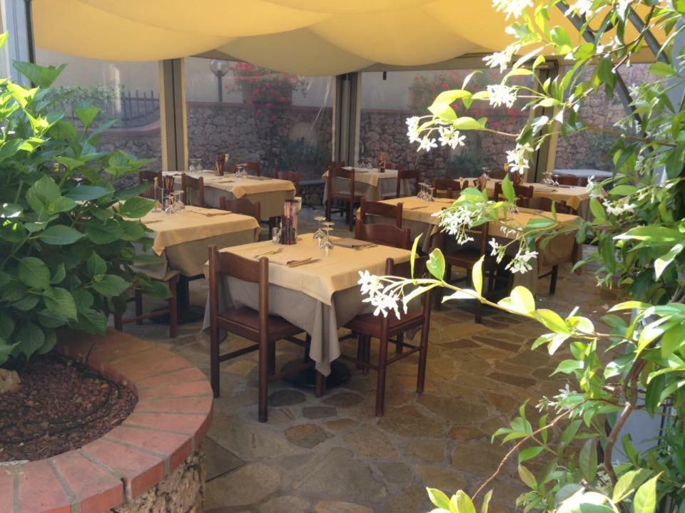 Albergo Ristorante Bergallo Tovo San Giacomo Buitenkant foto