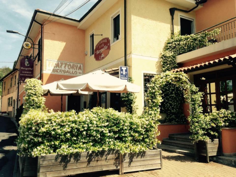 Albergo Ristorante Bergallo Tovo San Giacomo Buitenkant foto