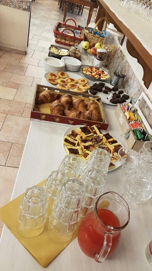 Albergo Ristorante Bergallo Tovo San Giacomo Buitenkant foto